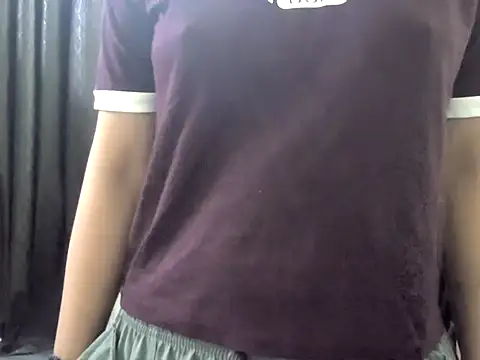 Snapshot of Aradya_ chatting on April 8, 2026, 7:14 pm Aradya online show from April 8, 2026, 7:14 pm