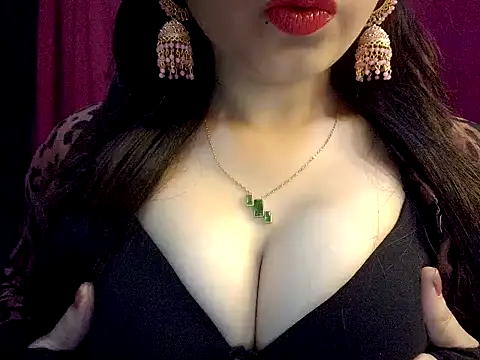 Snapshot of nadia_doll69 chatting on May 29, 2026, 6:39 pm nadia doll69 online show from May 29, 2026, 6:39 pm