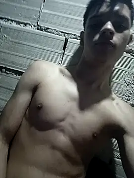 Snapshot of Max026_ chatting on May 15, 2026, 4:30 am Max026 online show from May 15, 2026, 4:30 am