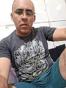 Eduardo4f online show from March 13, 2026, 11:00 pm