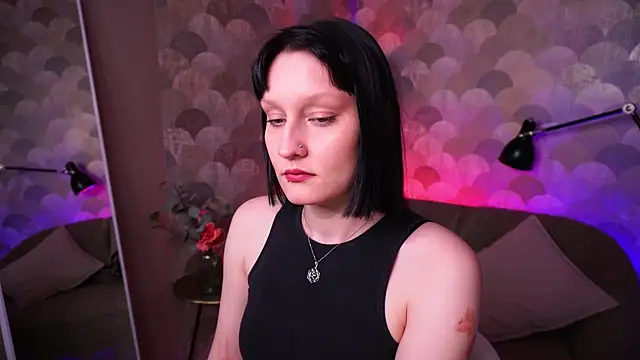 Velvet Lily online show from April 13, 2026, 9:20 pm