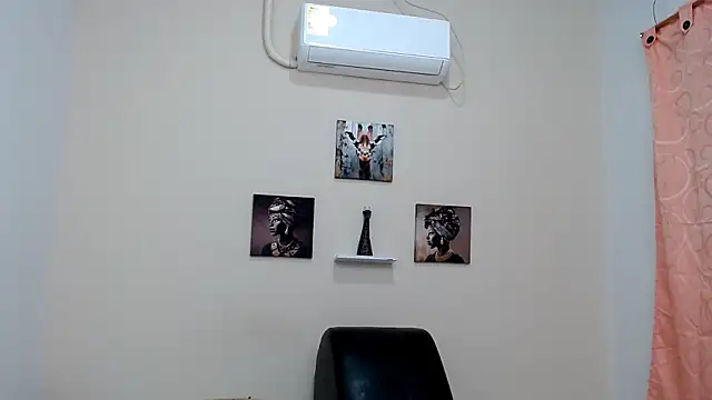 katywild20 online show from April 9, 2026, 8:36 pm