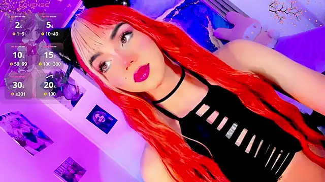 Snapshot of blonde_queen- chatting on April 21, 2026, 4:52 am blonde queen- online show from April 21, 2026, 4:52 am
