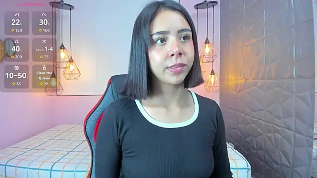 Snapshot of Magic_oliviah chatting on June 3, 2026, 1:03 pm Magic oliviah online show from June 3, 2026, 1:03 pm