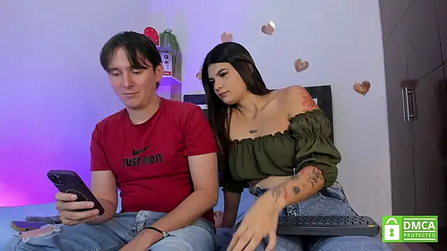 Mariana and Ronny online show from July 17, 2026, 9:52 pm