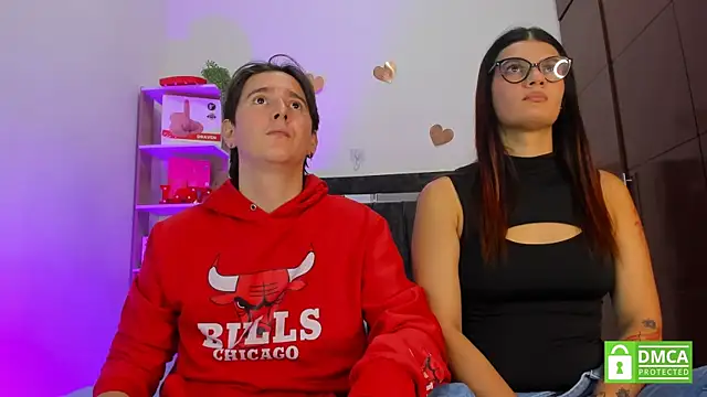 Mariana and Ronny online show from July 26, 2026, 10:05 pm