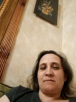 KatieLove133 online show from June 3, 2026, 9:20 pm