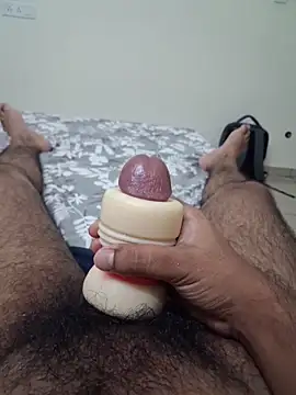 Sanjaypussyfuk online show from April 22, 2026, 3:24 pm