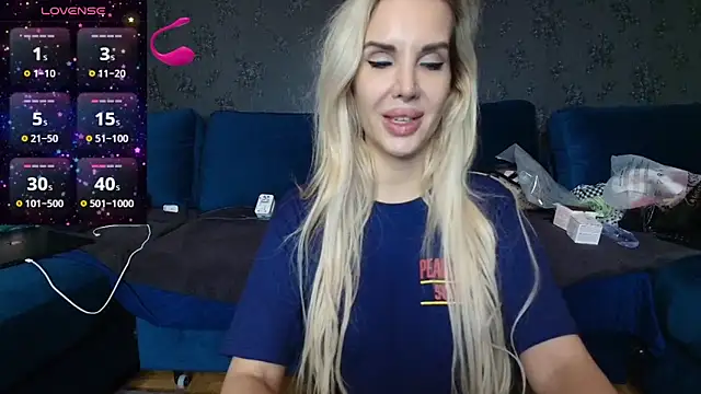 Snapshot of SexyQueenNina chatting on December 19, 2024, 11:57 pm SexyQueenNina online show from December 19, 2024, 11:57 pm