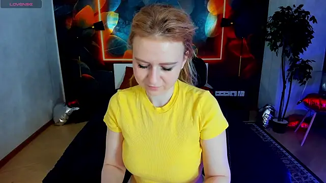 Shiny Liss online show from April 29, 2026, 1:32 am