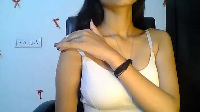 Hot Deepansi02 online show from June 28, 2026, 1:06 pm