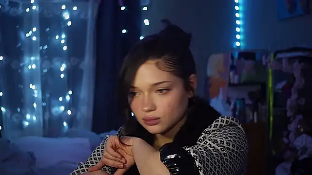 StacyChocopay online show from May 27, 2026, 11:24 pm