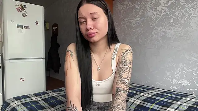 Sofi Funny online show from April 19, 2026, 3:17 am