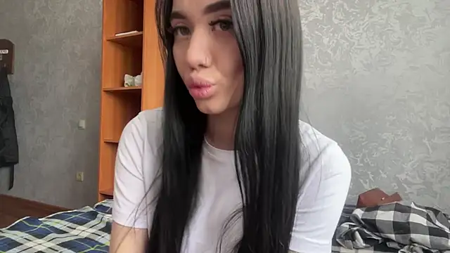 Sofi Funny online show from April 20, 2026, 2:03 am