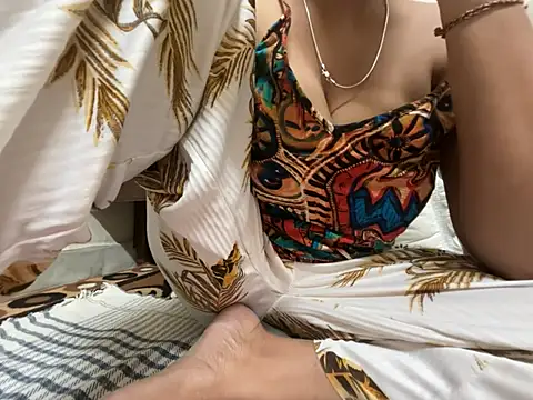 Noor Sexy02 online show from May 23, 2026, 2:21 pm
