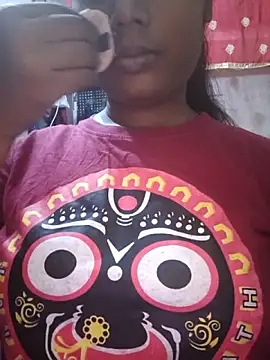 Snapshot of Blossom_lily chatting on May 25, 2026, 5:30 pm Blossom lily online show from May 25, 2026, 5:30 pm