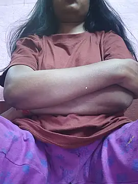 Snapshot of Blossom_lily chatting on May 29, 2026, 11:19 am Blossom lily online show from May 29, 2026, 11:19 am