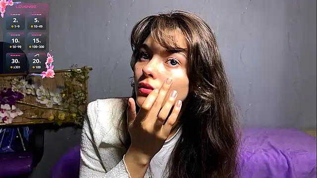 CareyDevan online show from May 7, 2026, 1:38 pm