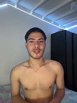 Snapshot of ApoloGray__ chatting on May 25, 2026, 7:53 pm ApoloGray online show from May 25, 2026, 7:53 pm