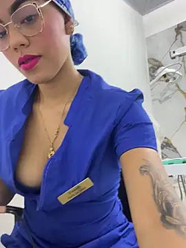 daniela-sexy online show from April 17, 2026, 1:25 pm