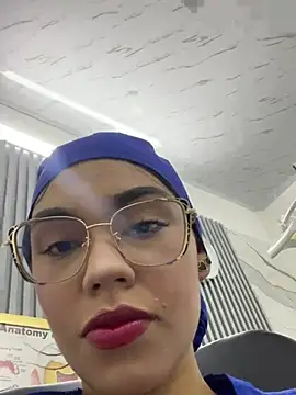 daniela-sexy online show from April 30, 2026, 4:02 pm