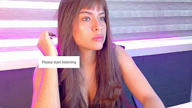 Snapshot of HelenaFoumier chatting on May 5, 2026, 6:16 pm HelenaFoumier online show from May 5, 2026, 6:16 pm