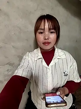 Mina xYx online show from March 29, 2026, 2:50 pm