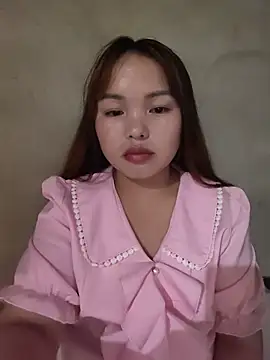 Snapshot of Mina_xYx chatting on May 17, 2026, 3:08 pm Mina xYx online show from May 17, 2026, 3:08 pm