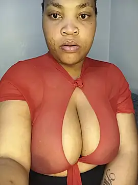BeverlyQueen15 online show from June 24, 2026, 6:51 pm