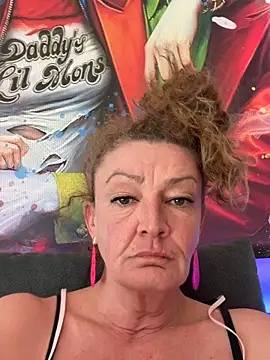 Snapshot of Milf-Gabi chatting on April 8, 2026, 7:41 am Milf-Gabi online show from April 8, 2026, 7:41 am