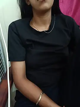 Snapshot of aushi_rajput chatting on May 12, 2026, 5:37 am aushi rajput online show from May 12, 2026, 5:37 am