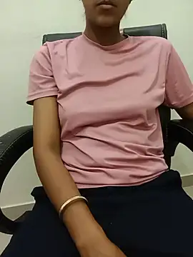 Snapshot of aushi_rajput chatting on May 26, 2026, 11:34 pm aushi rajput online show from May 26, 2026, 11:34 pm