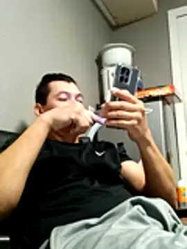 juanchitcto37 online show from March 22, 2026, 1:47 pm