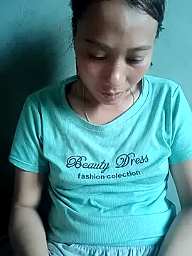 Snapshot of Leiley_98 chatting on July 15, 2026, 3:12 am Leiley 98 online show from July 15, 2026, 3:12 am