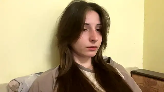 sakuraabloom7 online show from April 12, 2026, 5:18 pm