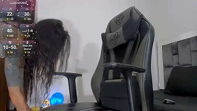 Snapshot of Thaliana_Jaramillo chatting on May 31, 2026, 8:10 pm Thaliana Jaramillo online show from May 31, 2026, 8:10 pm