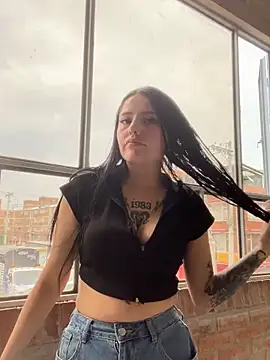 Snapshot of Tatii1 chatting on March 22, 2026, 7:17 pm Tatii1 online show from March 22, 2026, 7:17 pm