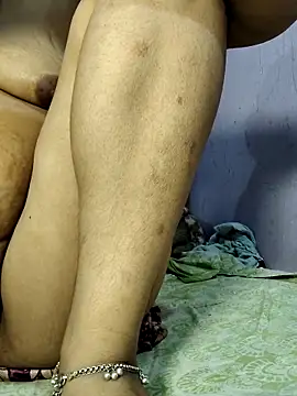 Snapshot of Roshni-200 chatting on April 10, 2026, 7:07 pm Roshni-200 online show from April 10, 2026, 7:07 pm