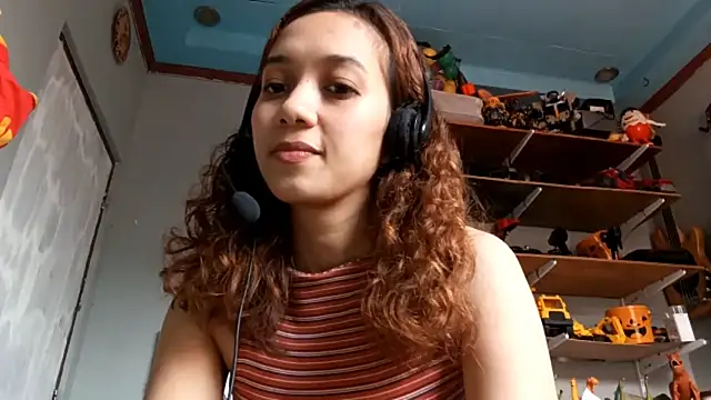 Snapshot of OlimpiaChapdelaine chatting on March 22, 2026, 2:37 am OlimpiaChapdelaine online show from March 22, 2026, 2:37 am