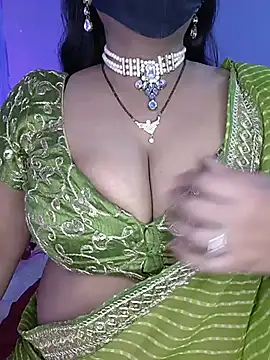 Snapshot of Miss_roohi chatting on July 25, 2026, 9:29 am Miss roohi online show from July 25, 2026, 9:29 am