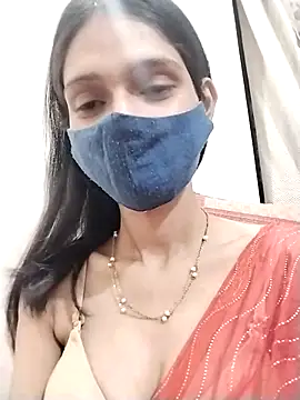 Snapshot of Sonam_y chatting on June 16, 2026, 5:04 pm Sonam y online show from June 16, 2026, 5:04 pm