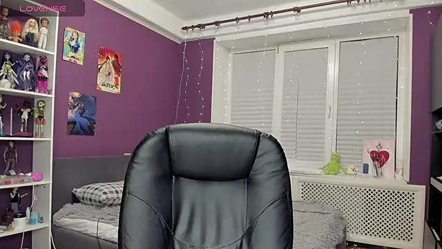 Snapshot of sweet_peach___ chatting on May 16, 2026, 7:34 pm sweet peach online show from May 16, 2026, 7:34 pm