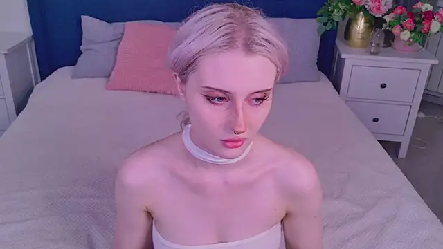 Snapshot of oh__lily chatting on July 1, 2026, 8:41 pm oh lily online show from July 1, 2026, 8:41 pm