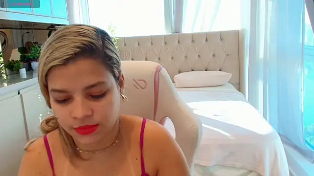 Snapshot of Florence_Ford chatting on June 8, 2026, 11:21 am Florence Ford online show from June 8, 2026, 11:21 am