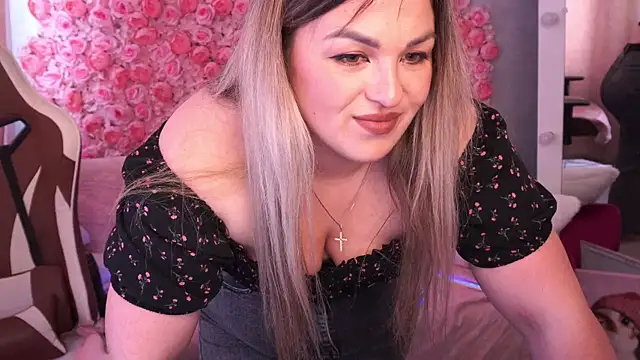 Snapshot of AlissyaGrayy chatting on May 22, 2026, 12:44 pm AlissyaGrayy online show from May 22, 2026, 12:44 pm