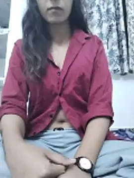 myra77 online show from March 19, 2026, 4:55 pm