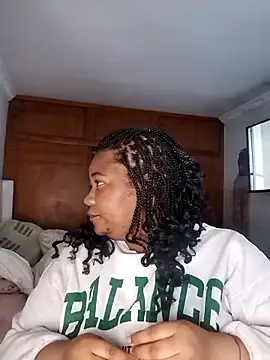 Snapshot of Daddyss_girl1 chatting on April 11, 2026, 5:45 am Daddyss girl1 online show from April 11, 2026, 5:45 am