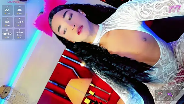 Snapshot of Paola_Delfino chatting on April 4, 2026, 11:51 am Paola Delfino online show from April 4, 2026, 11:51 am