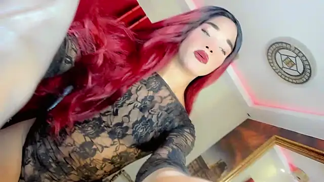 Snapshot of Paola_Delfino chatting on April 29, 2026, 9:57 am Paola Delfino online show from April 29, 2026, 9:57 am