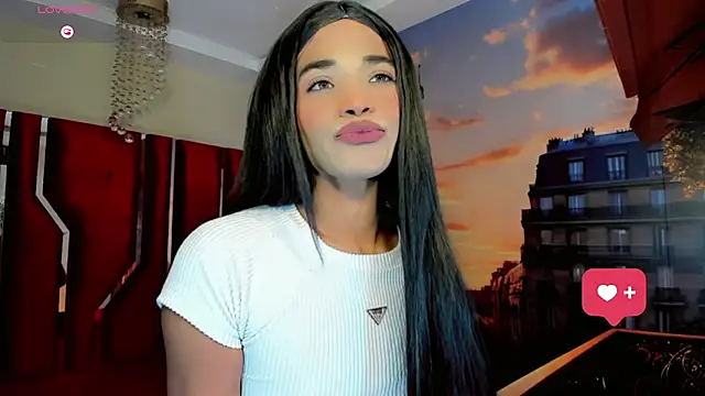 Snapshot of Paola_Delfino chatting on May 16, 2026, 10:41 pm Paola Delfino online show from May 16, 2026, 10:41 pm